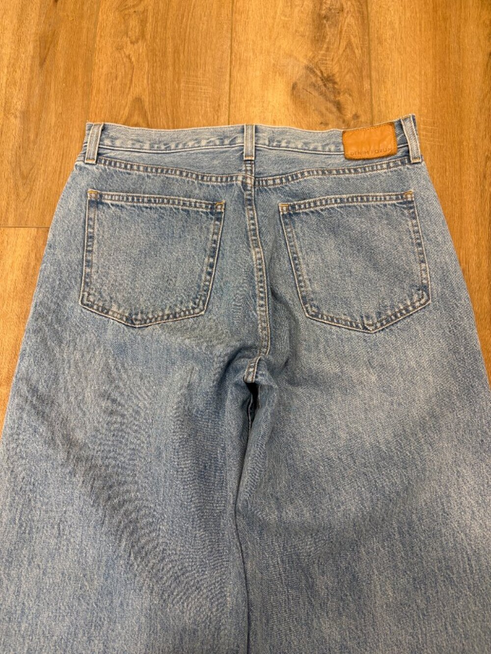 🌟DENIM FORUM🌟 ARITZIA THE 90'S LO-RISE BAGGY WIDE LIGHT WASH SZ 30 - Picture 7 of 8